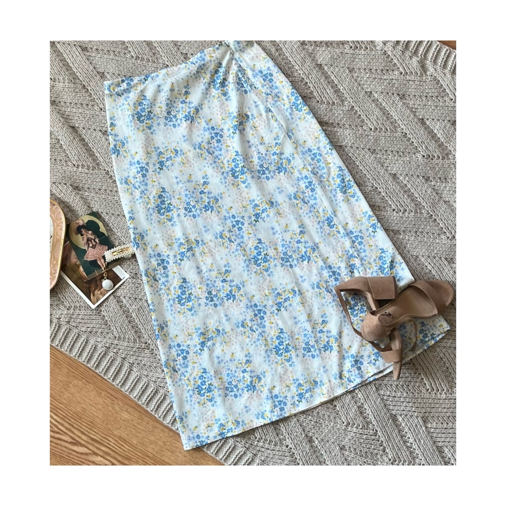 White Floral Watercolor Midi Skirt | Forever 21